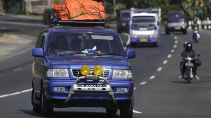 Ilustrasi Mudik Menggunakan Kendaraan Pribadi. (Kompas.com)