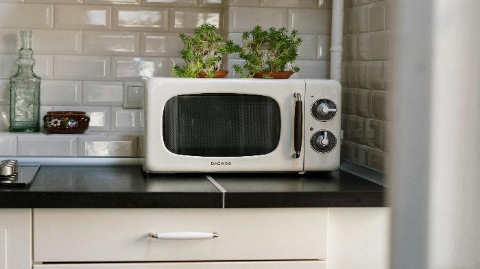 Kurangi Penggunaan Peralatan Elektronik Berdaya Tinggi