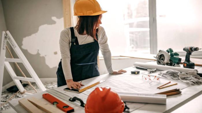 Pantau Proses Renovasi