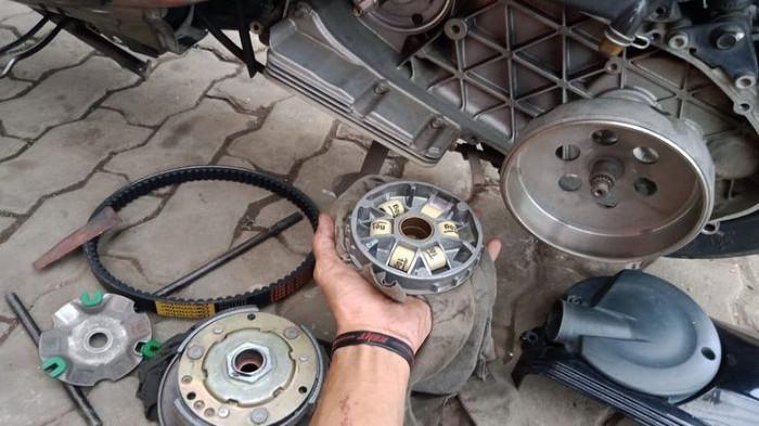 Tarikan Motor Matic Terasa Berat? Ini 4 Modifikasi CVT yang Mudah Dilakukan
