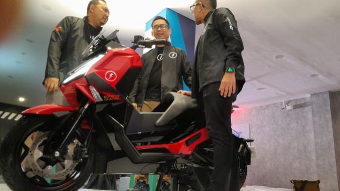 Alva Cervo C memiliki fitur ungguklan yaitu pengisian daya yang cepat. (Foto : GridOto.com)