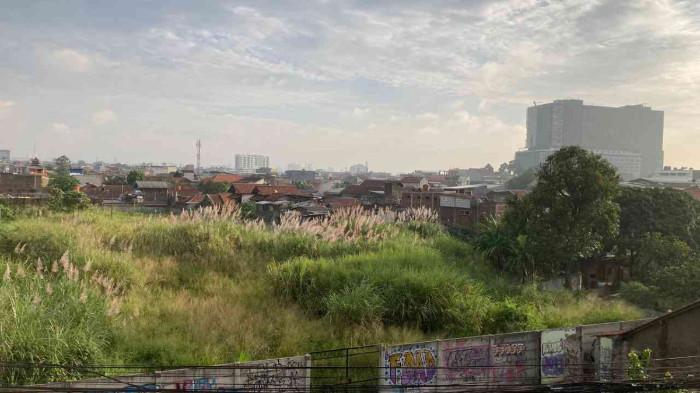 Memiliki Tanah yang Terlantar Juga Berarti Harus Memahami Konsekuensi yang akan Terjadi. (Foto : Kompasiana.com)