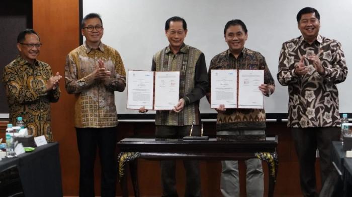 Perjanjian Kesepahaman antara BCA dan Kementerian PKP memperluas akses masyarakat berpenghasilan rendah (MBR) terhadap pembiayaan perumahan melalui KPR FLPP. (Foto : Kementerian PKP)