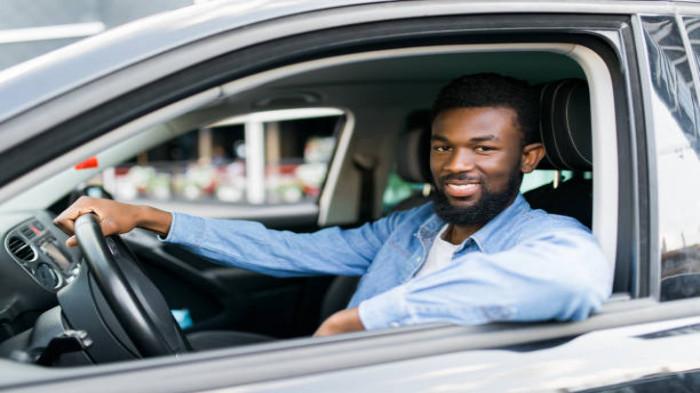 Pilihan Sopir Profesional yang Memudahkan Perjalanan