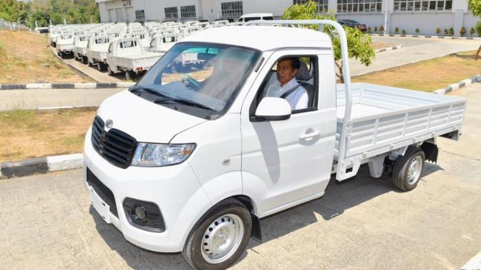Ukuran Body Mobil Pick Up yang Tergolong Ramping, Sehingga Memudahkan untuk Menjangkau Jalan Sempit atau Gang Kecil. (Foto : Kompas.com)