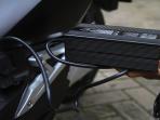 4 Cara Tepat Mengisi Daya Baterai Motor Listrik agar Lebih Tahan Lama