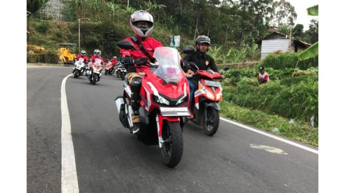 Bukan cuma kamu yang butuh adaptasi, motor baru juga.