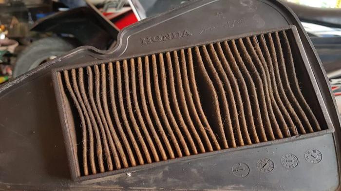 Filter Udara yang Tersumbat atau Jarang Dibersihkan