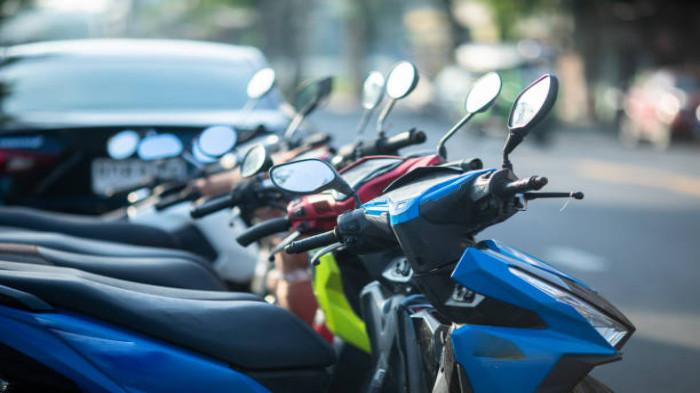 Hindari Paparan Sinar Matahari Langsung Saat Parkir