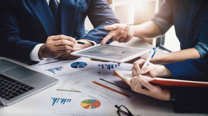Memberikan Masukan Strategis untuk Perbaikan Proses Bisnis