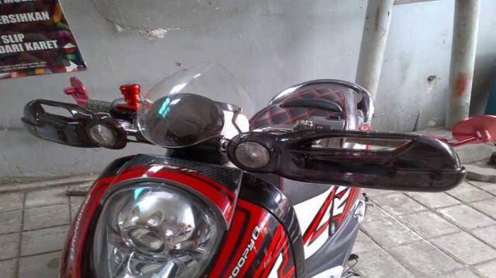 Pemasangan Tidak Selalu Pas dan Bisa Merusak Komponen Asli