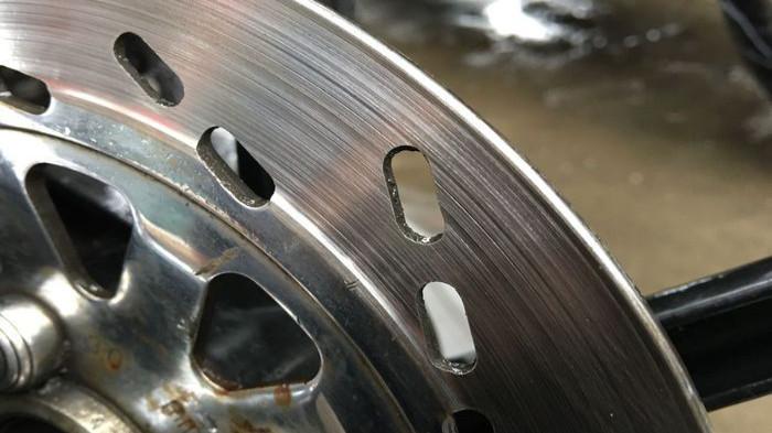 Retakan pada Piringan Cakram