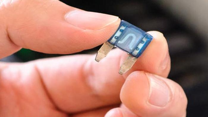 Sekring Putus atau Terjadi Korsleting