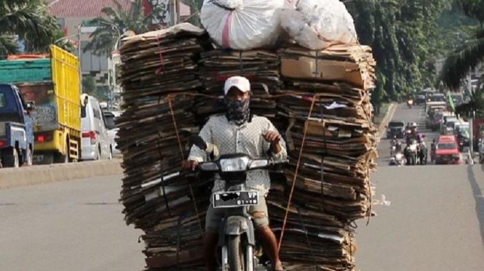 Ilustrasi motor yang membawa beban berlebihan. (gridoto.com)