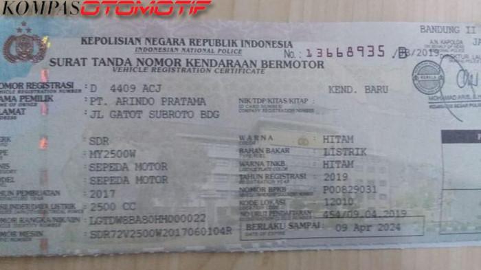 Ilustrasi STNK motor listrik. (otomotif.kompas.com)
