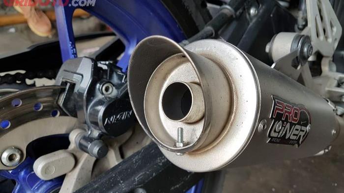 Ilustrasi knalpot racing yang berisik. (gridoto.com)