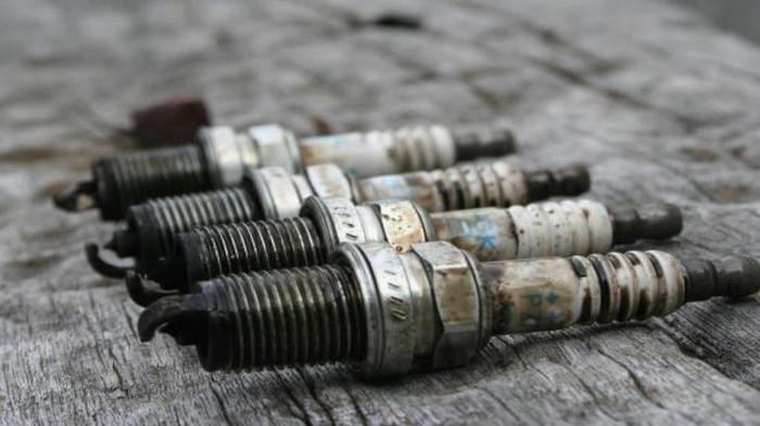 Kondisi Busi Kotor atau Basah