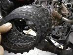 7 Kebiasaan yang Bisa Bikin Kampas Kopling Motor Tetap Awet
