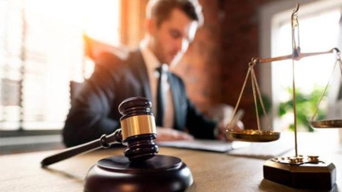 5 Dampak Buruk Menggunakan Jasa Pengacara Ilegal untuk Perkara Hukum