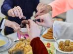 5 Trik Menyulap Ruang Tamu Jadi Tempat Favorit untuk Buka Puasa Bersama