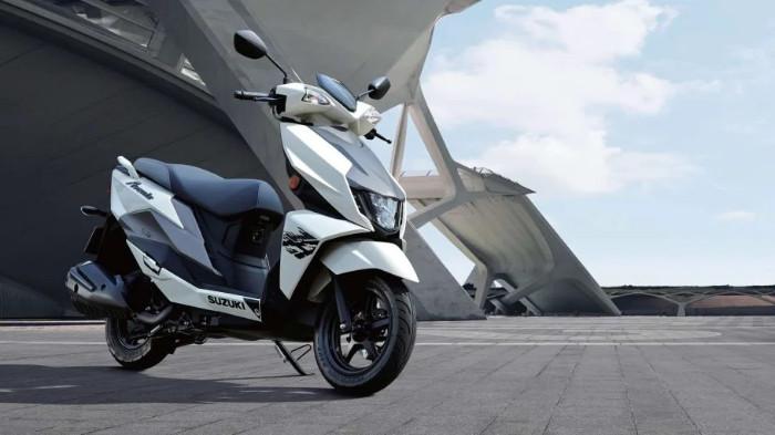 Cek Harga Bekas Motor Suzuki Avenis 125 Tahun 2023 per Februari 2026 Wilayah Yogyakarta