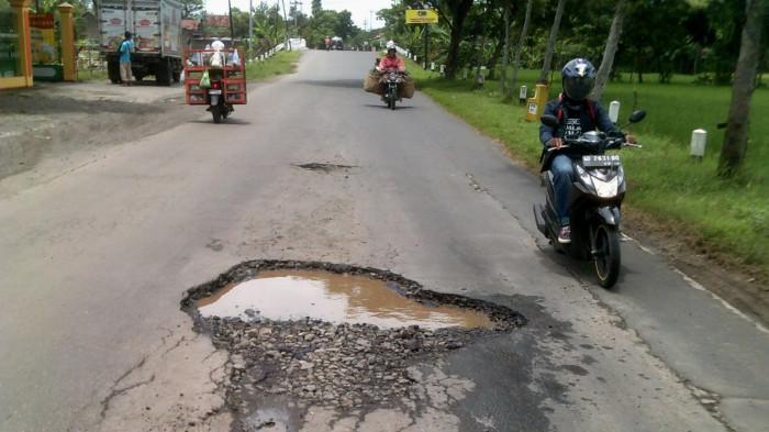 Motor Sering Kena Lubang? Waspada Kerusakan di 5 Komponen Ini