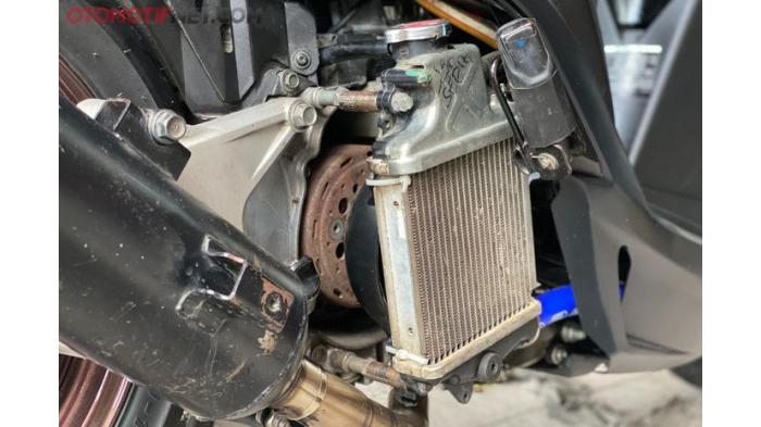 Radiator motor matik.