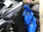 5 Cara Aman Membawa Barang di Sepeda Motor Tanpa Risiko