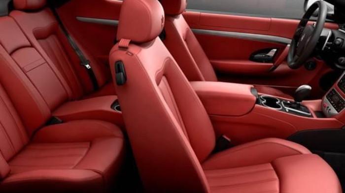 5 Tips Merawat Jok Mobil Berbahan Kulit Agar Tidak Mudah Retak