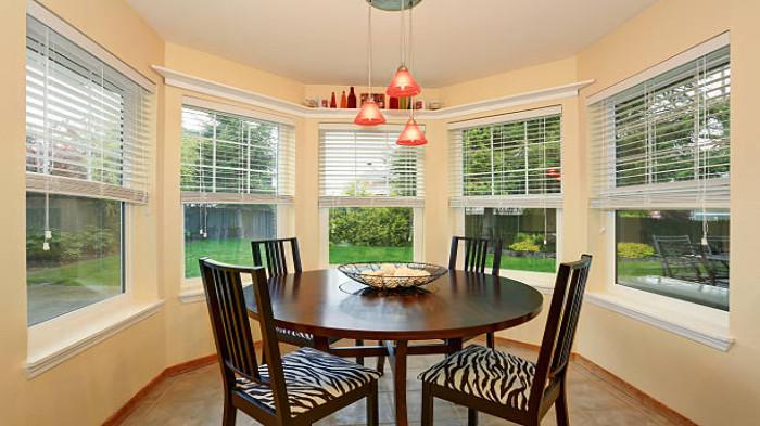 7 Rekomendasi Kaca Jendela Untuk Rumah Modern dan Minimalis