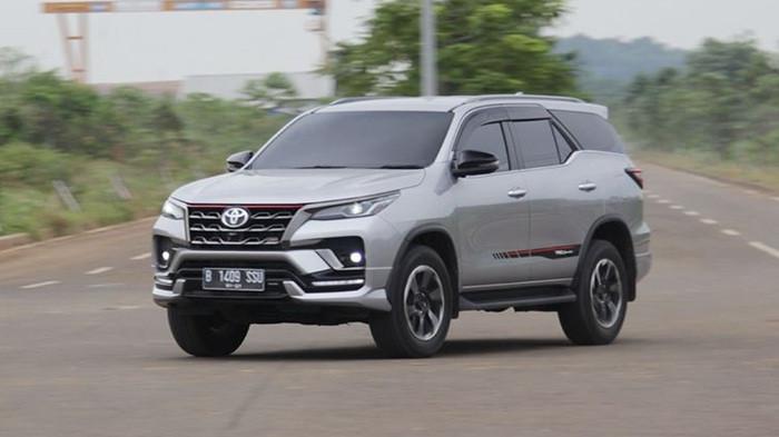 Cek Harga Mobil Diesel Toyota Fortuner per April 2026 Setelah Kenaikan BBM