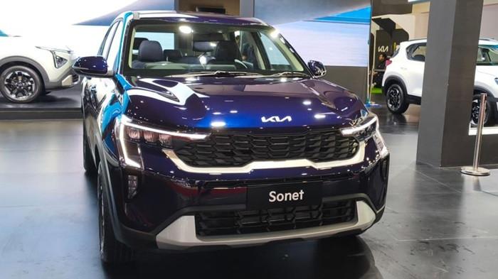 Cek Harga Mobil KIA Sonet dan Carens 2026 Baru, Turun Puluhan Juta per April 2026