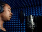 4 Alasan Jasa Voice Over Profesional Penting untuk Iklan Bisnis