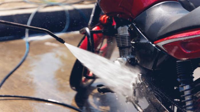 5 Bagian Motor yang Sebaiknya Tidak Disiram Air Tekanan Tinggi