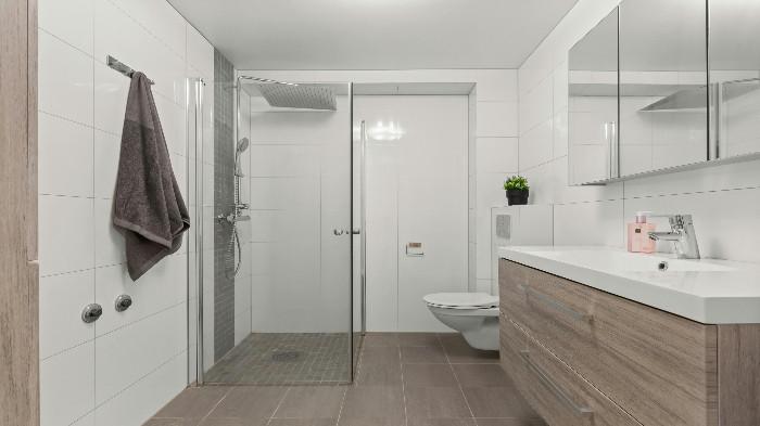 5 Ide Interior Kamar Mandi Kecil agar Tetap Nyaman