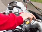 5 Solusi Praktis Mengatasi Gas Motor Nyangkut